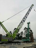 Chinesischer Gitter ausleger kran ZOOMLION ZCC1300 130 Tonnen Raupen kran mit guter Leistung