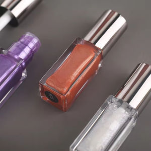 <span class=keywords><strong>ลิป</strong></span>กลอสเนื้อเหลวแบบมีประกายมุก ผิวกระจก ทรงหลอดสี่เหลี่ยม ฝาทรงกลม สีเงินดำ ขายส่ง OEM ขายดี - Product Image 1