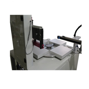 Nouvelle machine d'impression sérigraphique automatique à 4 stations de la marque KC avec dispositif de téléchargement robotisé, table de travail rotative, imprimante textile monochrome - Product Image 3