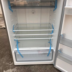 Réfrigérateur <span class=keywords><strong>Samsung</strong></span> Grande Capacité Ménager, Congélateur Supérieur et Réfrigérateur Inférieur, Deux Portes, Distributeur d'Eau Argenté avec Éclairage LED - Product Image 4