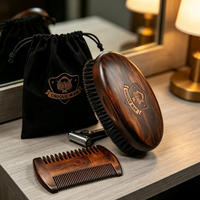 Ensemble brosse et peigne à barbe en bois naturel avec logo personnalisé, kit de toilettage de la barbe en poils de sanglier pour hommes, personnalisable