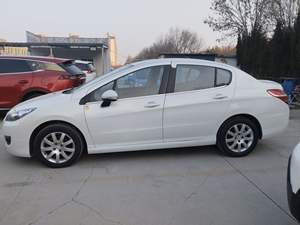 <span class=keywords><strong>Peugeot</strong></span> <span class=keywords><strong>308</strong></span> d'<span class=keywords><strong>occasion</strong></span> 2014, édition Enjoy Classic, 1.6L <span class=keywords><strong>automatique</strong></span>, norme Euro V, 75 000 à 100 000 km, berline - Product Image 6