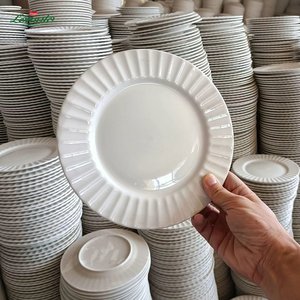จานชาร์จเจอร์พลาสติกแบบมีร่องลายนูน ราคาถูก เป็นมิตรกับสิ่งแวดล้อม ทนทาน ผลิตจากโรงงาน ขายส่งจำนวนมาก รับทำโลโก้ตามสั่ง สำหรับโรงแรม - Product Image 2