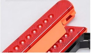 <span class=keywords><strong>CE</strong></span> xe khẩn cấp công cụ LED nhấp nháy ánh sáng cảnh báo tam giác Kit đường xe tải Tai nạn khẩn cấp nhấp nháy ánh sáng cảnh báo tam giác - Product Image 2