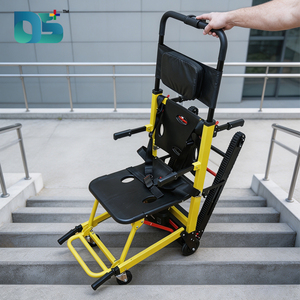 Véhicules médicaux tout-terrain accessibles, fauteuil roulant électrique léger à chenilles en caoutchouc pliables pour la maison - Product Image 1