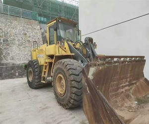 Utilisé 5 Tonnes Volvo L150 Chargeuse sur pneus Chargeur frontal pour la vente - Product Image 2