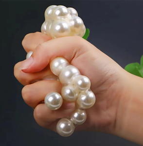 Pelotas Antiestrés Jumbo de 10 cm, Juguetes Sensoriales de Perlas para Aliviar la Ansiedad, para Niños y Niñas con TDAH y Autismo - Product Image 4