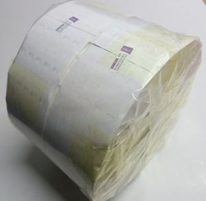 Papel sintético cubierto con película mate, impresión en color, vinilo, impermeable, esencia anti UV, rollo <span class=keywords><strong>de</strong></span> cosméticos, pegatina para botella - Product Image 6