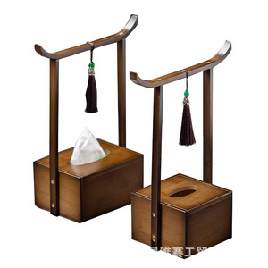 Boîte à mouchoirs en bambou de style chinois, rangement portable rectangulaire pour salons de thé et restaurants avec décor à pompons - Product Image 3