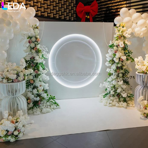 ฉากหลังงานแต่งงาน LEDA คุณภาพสูง ดีไซน์เรียบง่าย สีขาว รูปทรงโค้งอะคริลิคขนาดใหญ่ พร้อมไฟ LED - Product Image 3