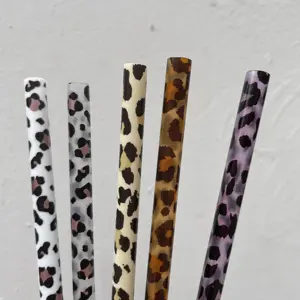 Cannucce riutilizzabili su ordinazione all'ingrosso del leopardo del ghepardo stampate plastica dura della paglia PP