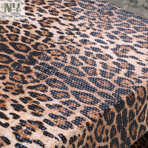 Tessuto Nanyee tessuto marrone Color caffè animale leopardato tessuto elasticizzato ricamato con paillettes trasparenti - Product Image 4