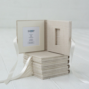 <span class=keywords><strong>OEM</strong></span> Quà Tặng Đám Cưới Folio Giấy Vải Lanh Hộp Ảnh Trường Hợp In USB Flash Drives Tông Cứng Bao Bì Hộp Với USB Stick - Product Image 6