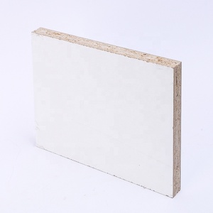 Tablero de partículas de melamina de grado E1 de 16mm de China aglomerado de superficie terminada de fábrica - Product Image 5
