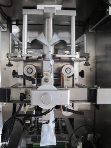 Un süt tozu <span class=keywords><strong>Protein</strong></span> tozu otomatik kantitatif tartı rulo Film çanta yapma dikey paketleme makinesi - Product Image 5