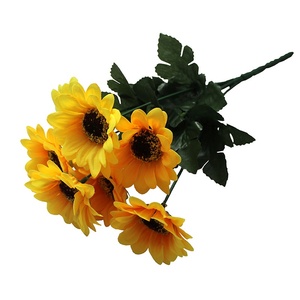 Mini Bouquet de Tournesols Artificiels en Soie pour Décoration Simple à Domicile – Prix de Gros Direct Fabricant pour Mariages et Événements - Product Image 5