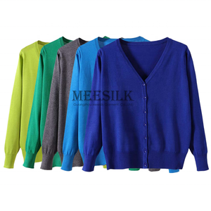 Autunno inverno <span class=keywords><strong>Cardigan</strong></span> donna maglioni donna con bottone <span class=keywords><strong>nero</strong></span> bianco maglione scollo a V manica lunga donna <span class=keywords><strong>Cardigan</strong></span> lavorato a maglia sottile - Product Image 5