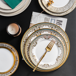 Piatto Rotondo in Ceramica Bianca di Lusso con Bordo Dorato, <span class=keywords><strong>Piatti</strong></span> in <span class=keywords><strong>Porcellana</strong></span> per Cucina Occidentale, Insalata, Dessert, Matrimoni e Banchetti - Product Image 2