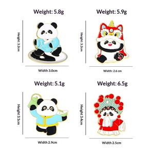 Broche de Panda de Estilo Chino con Tendencia Nacional, Diseño de Panda Gigante de Ópera, Tai Chi, Danza del León y Malabares, con Técnica de Esmaltado por Goteo - Product Image 4