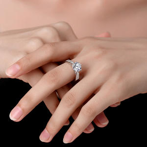 เครื่องประดับ Ada พร้อมส่ง MOQ ต่ำเพียง 1 ชิ้น แหวนแต่งงานเงินแท้ S925 สไตล์ยุโรปอเมริกันหรูหรา ประดับเพชรซิร์โคเนีย 2 กะรัต สำหรับผู้หญิง - Product Image 2