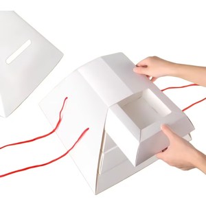 Boîte à gâteaux pyramide personnalisée de luxe pour desserts à emporter, à empiler et à servir, plateau pyramidal en kraft pour aliments - Product Image 5