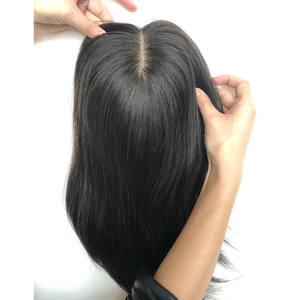 Entièrement tricoté à la main pour les <span class=keywords><strong>personnes</strong></span> atteintes de chimiothérapie ou d'alopécie du cancer, cheveux humains Remy Hair Woman Topper - Product Image 1