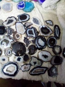 Ágata druzy negra con bandas naturales, rebanadas pulidas, Ágata Druzy suelta - Product Image 3