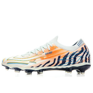 Zapatos de Fútbol Profesionales de Caña Alta con Tacos Largos AG, Parte Superior de Cuero Patentado y Forro de Malla para Hombres y Jóvenes, para Entrenamiento y Partidos en Césped - Product Image 3