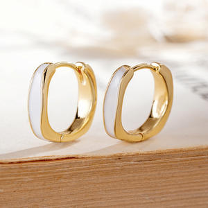 Pendientes de Aro de Lujo Chapados en Oro Blanco, Diseño Geométrico Minimalista, Unisex, para Uso Diario, Joyería Fina, Chapado en Oro de 22k - Product Image 3