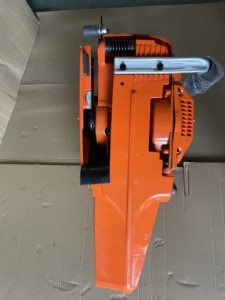 Tronçonneuse à essence professionnelle DIY PT365 65cc 3.4KW avec guide-chaîne de remplacement 20-24 pouces compatible avec les modèles Husqvarna - Product Image 4