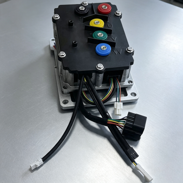 Wholesale 5000W 72V Sinewave DC Motor Controller for QS Motor with High Performance for Electric Motorcycle Engine Parts