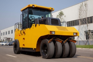 Gran demanda de maquinaria superventas: Rodillo compactador Walmech WP267H/WP307H de 30 y 26 toneladas con motor y bomba totalmente hidráulicos. - Product Image 6