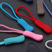 Tiradores de Cremallera Personalizados con Deslizadores de Bloqueo Automático de PVC Suave 3D en Relieve, Color Personalizado de Alta Calidad para Ropa y Bolsos