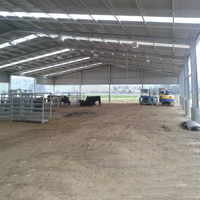 Structure en treillis métallique robuste pour l'élevage, abri économique préfabriqué en treillis métallique pour animaux pour l'élevage mixte