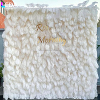 Rideau de fond LEDA de luxe en plumes blanches 3D personnalisable pour mariage, douche nuptiale, baby shower, événement, fête, décoration de fond