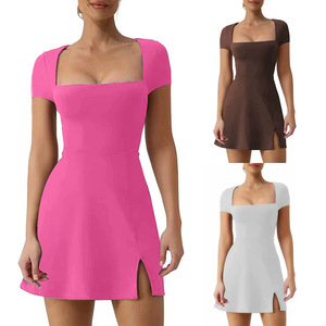 Robe de tennis décontractée et sexy pour femme, coupe trapèze, avec fente latérale, col carré amincissant, collection été 2026 - Product Image 1