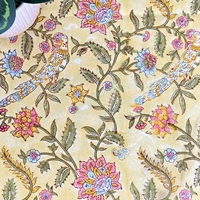 Nappe rectangulaire en coton 100% à imprimé floral jaune avec bordure décorative pour la décoration de la maison