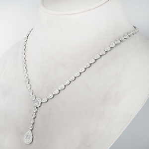 Collar de Diamantes Baguette de Oro Blanco de 14K de Alta Calidad, Joyería Nupcial Hecha a Medida, Disponible a Precio de Fábrica - Product Image 3