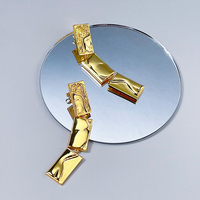 Boucles d'oreilles pendantes en laiton plaqué or 18 carats au design original et unique pour femme, accessoires E221391