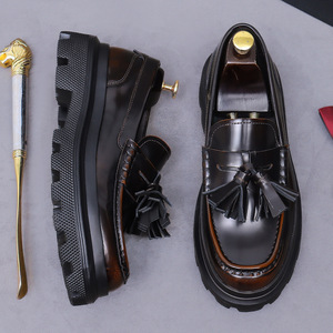 Men's large-sized slouchy platform leather suede glossy loafers in retro color scheme with removable leather <b>insoles</b> - Product Image 5