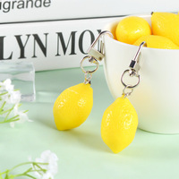 Porte-clés créatif 3D mini citron simulé, modèle photographique mignon en PVC, breloque pour sac de voiture, pendentif pour étui d'écouteurs, anneau porte-clés