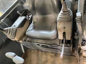 Excavadora usada de buena calidad Kobelco SK30 a la venta en buenas condiciones con precio más bajo marca de Corea - Product Image 2