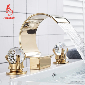 Robinet de baignoire cascade de luxe en laiton poli, contemporain, avec double poignée en cristal, jet doux, noyau en céramique, mural, doré Mp-230390 - Product Image 4