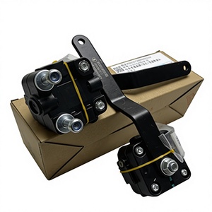 Nueva Válvula de Control de Altura DZ15221440038 <span class=keywords><strong>para</strong></span> Camiones SHACMAN Delong X3000 M3000 F3000, Origen Shaanxi - Product Image 3