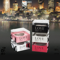 Boîte cadeau portable en papier kraft avec impression dorée, boîte à fleurs carrée faite à la main pour bouquet d'amour, pour fleuriste