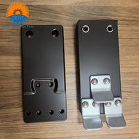 Bloc de caoutchouc universel de remplacement pour grattoir à poils de porc avec insert en acier inoxydable pour équipement d'écorchage de porcs en abattoir