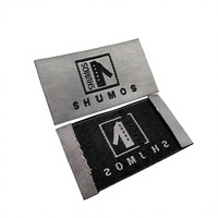 Étiquettes de vêtements personnalisées en tissu polyester tissé avec logo de marque, pliées à la fin, pour col