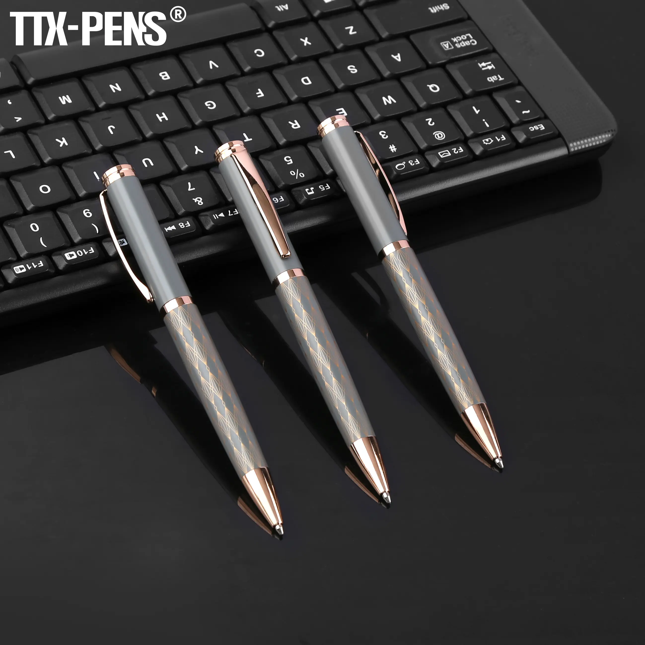 Ttx nhà sản xuất bán buôn kim loại bút Chất lượng cao sang trọng bút bi biểu tượng tùy chỉnh được chấp nhận quà tặng của công ty bút