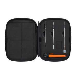Thermomètre intelligent portable Testo 915i de type split avec 3 sondes pour la mesure de la température de l'air, de la surface et de la pénétration - Product Image 2