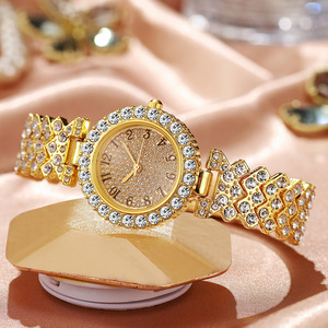 Orologio <span class=keywords><strong>da</strong></span> <span class=keywords><strong>Donna</strong></span> al Quarzo di Lusso alla Moda, Stile <span class=keywords><strong>Vintage</strong></span> Semplice con Quadrante Romano e Diamanti, con Bracciale in Lega - Product Image 3
